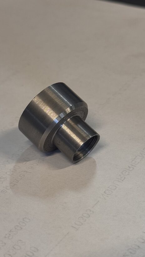 3B arm road end spacer (upp)