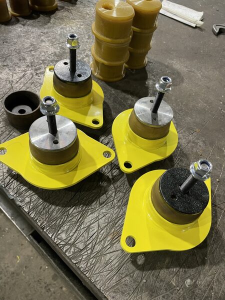 Engine mount B2 B3 (Steel)